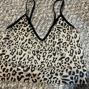 Cheetah print top size small